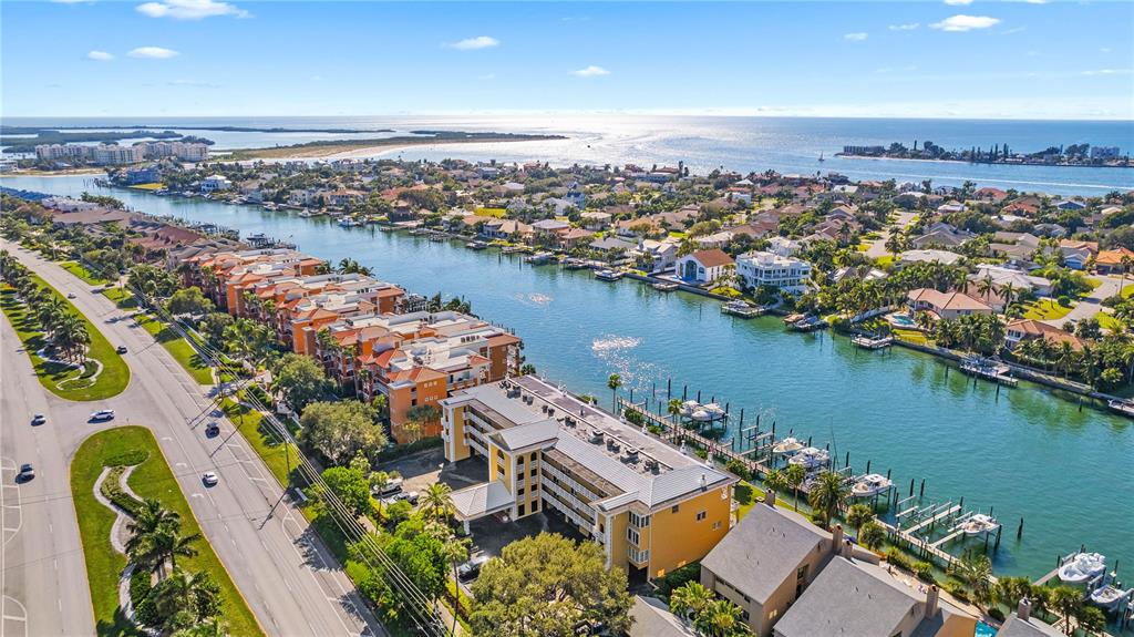 544 PINELLAS BAYWAY S Unit: TH14