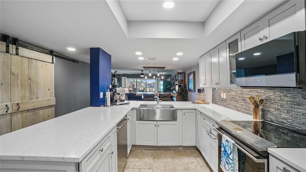 544 PINELLAS BAYWAY S Unit: TH14