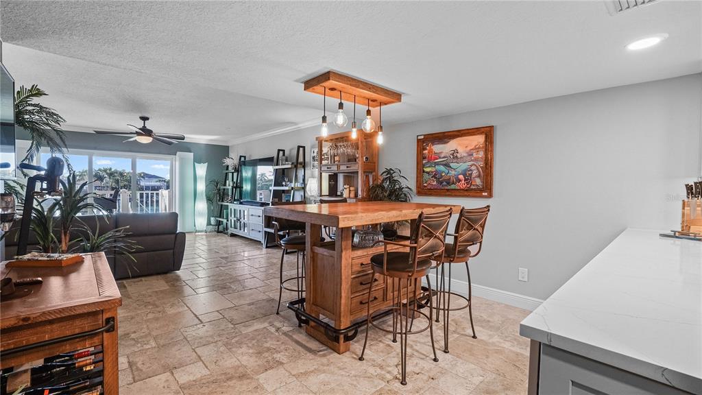 544 PINELLAS BAYWAY S Unit: TH14