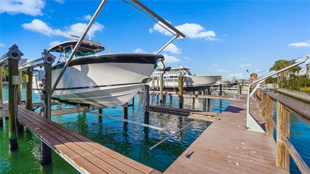 544 PINELLAS BAYWAY S Unit: TH14