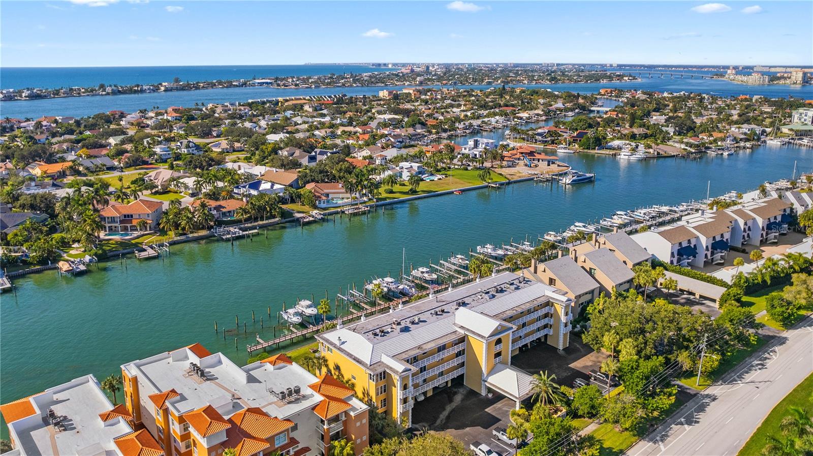 544 PINELLAS BAYWAY S Unit: 4