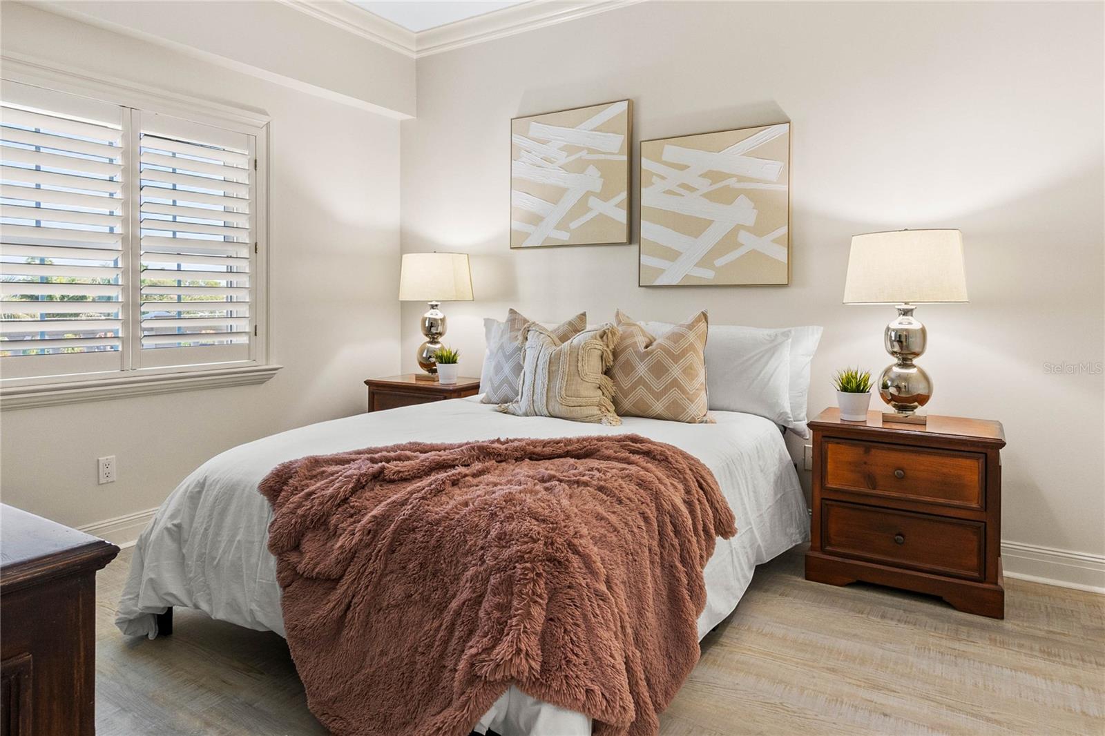 544 PINELLAS BAYWAY S Unit: 4