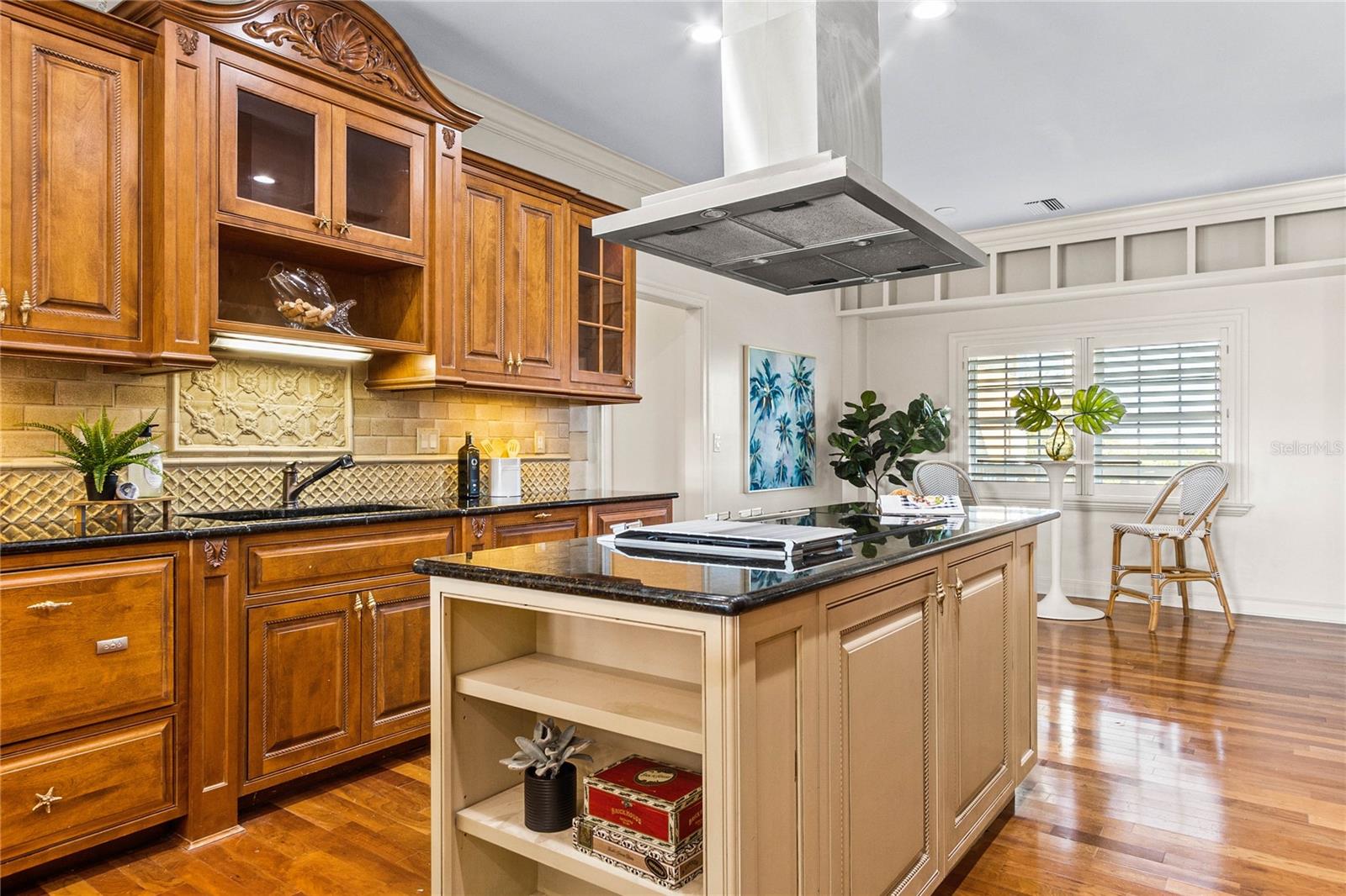 544 PINELLAS BAYWAY S Unit: 4