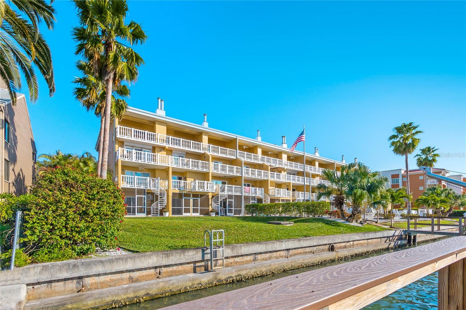 544 PINELLAS BAYWAY S Unit: 4