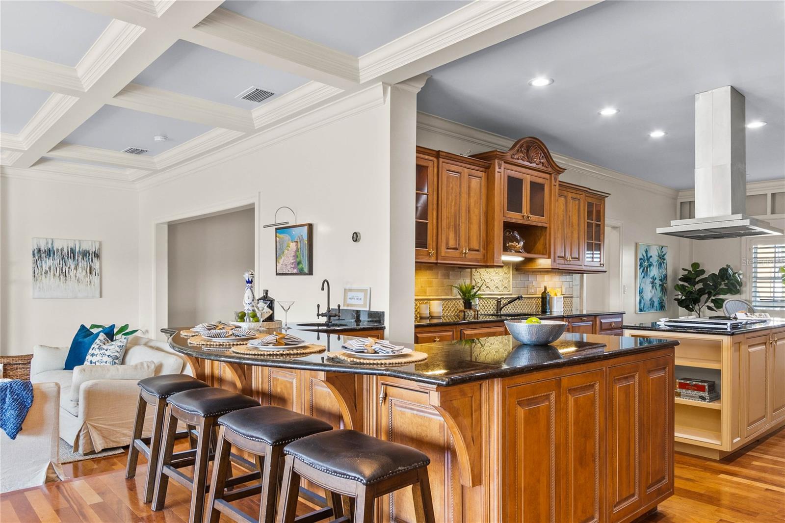 544 PINELLAS BAYWAY S Unit: 4