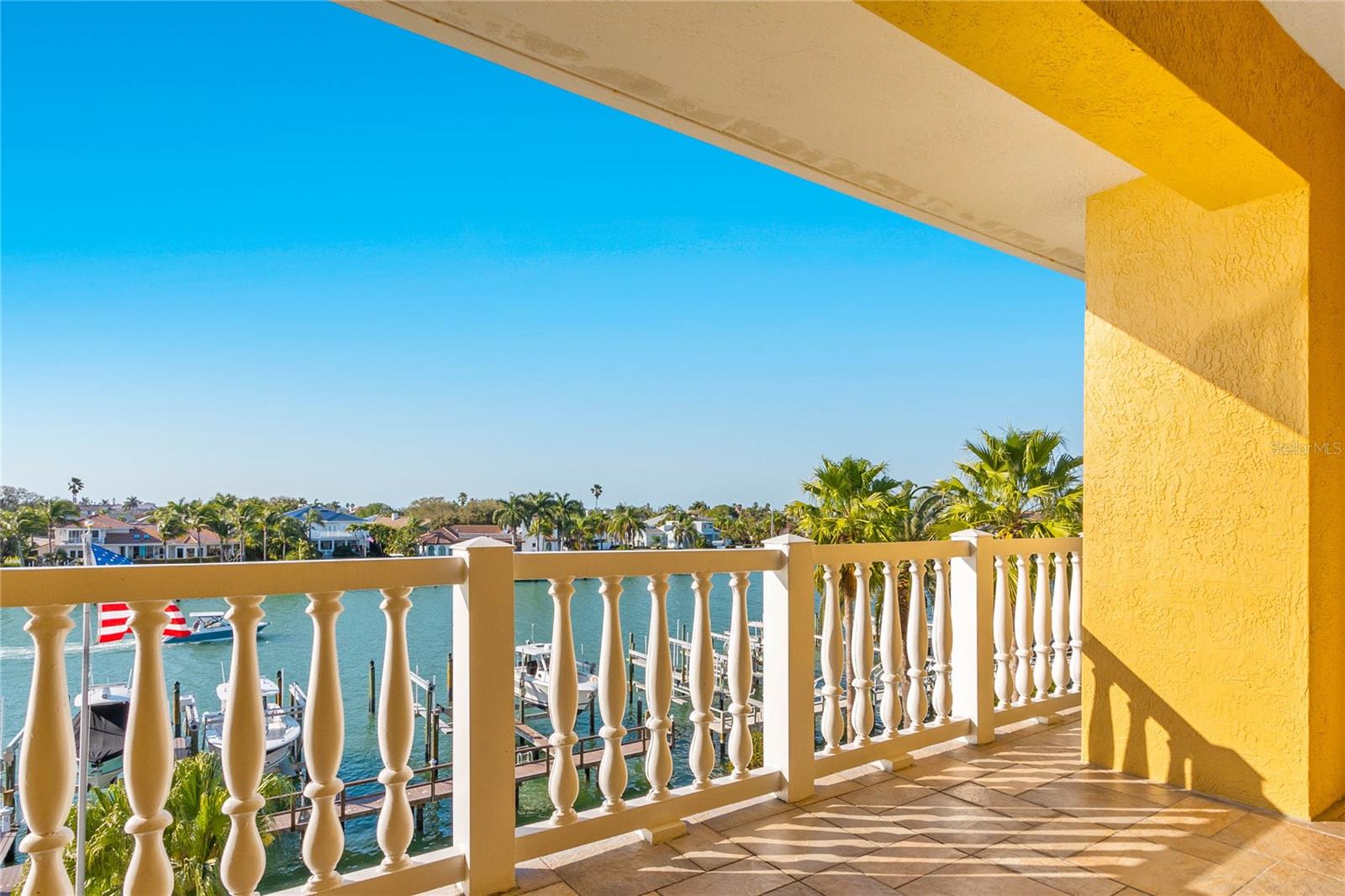 544 PINELLAS BAYWAY S Unit: 4