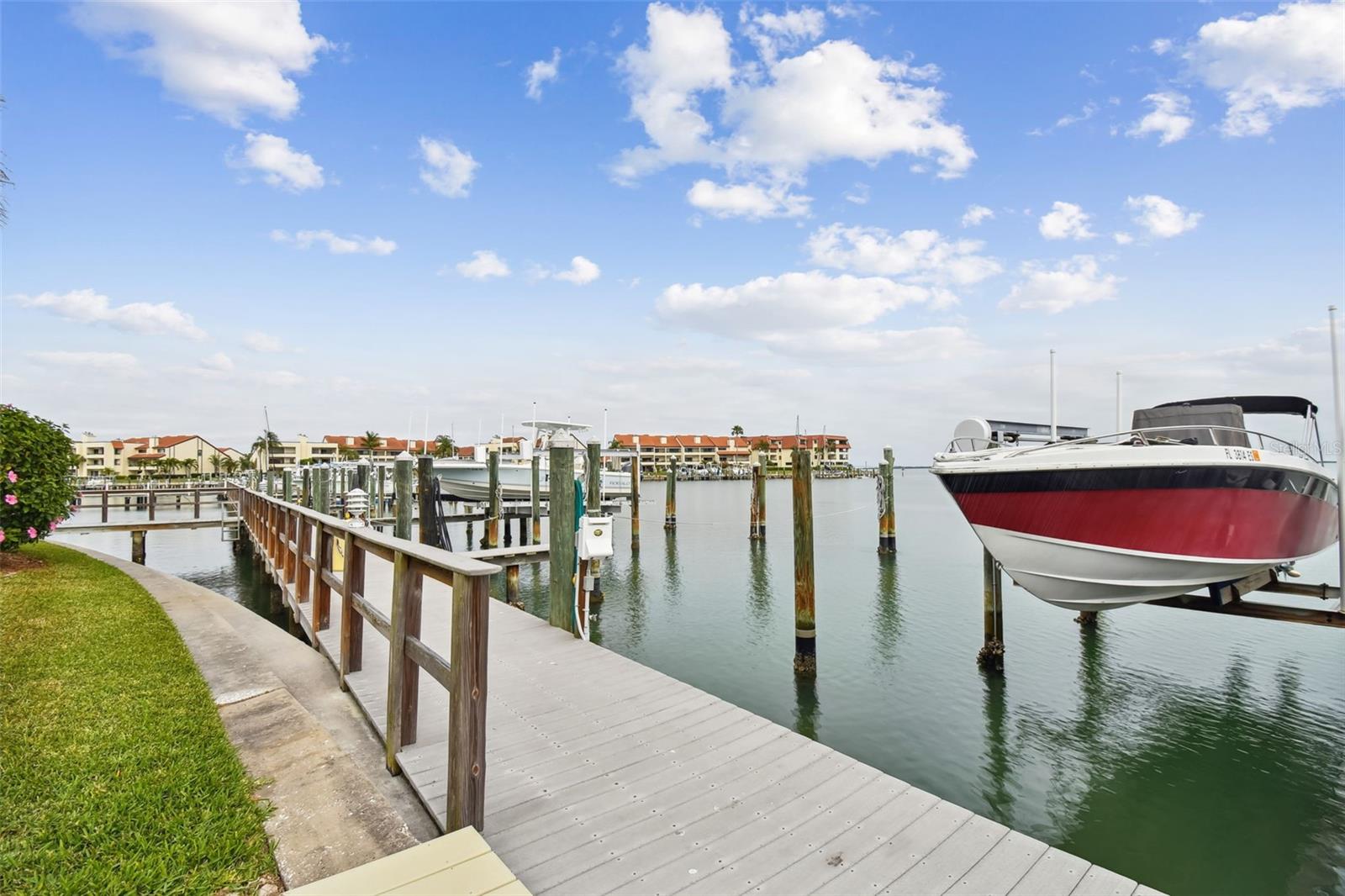 363 PINELLAS BAYWAY S Unit: 48