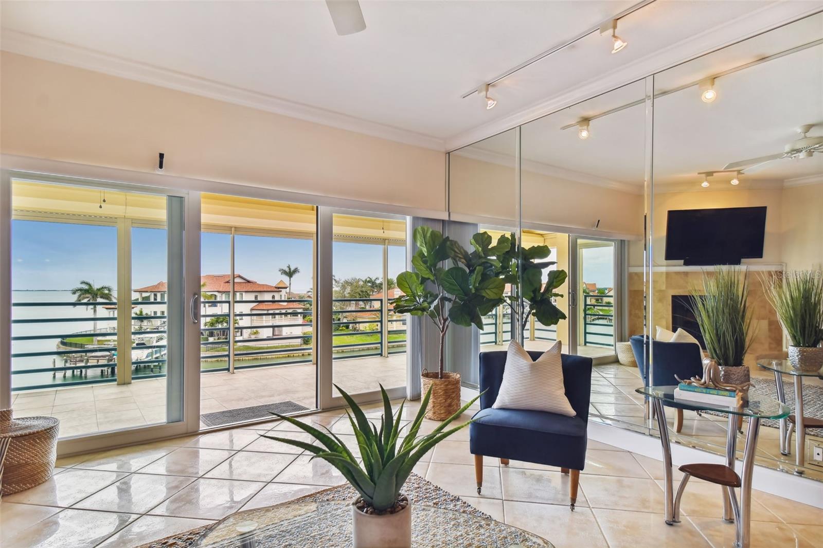 363 PINELLAS BAYWAY S Unit: 48
