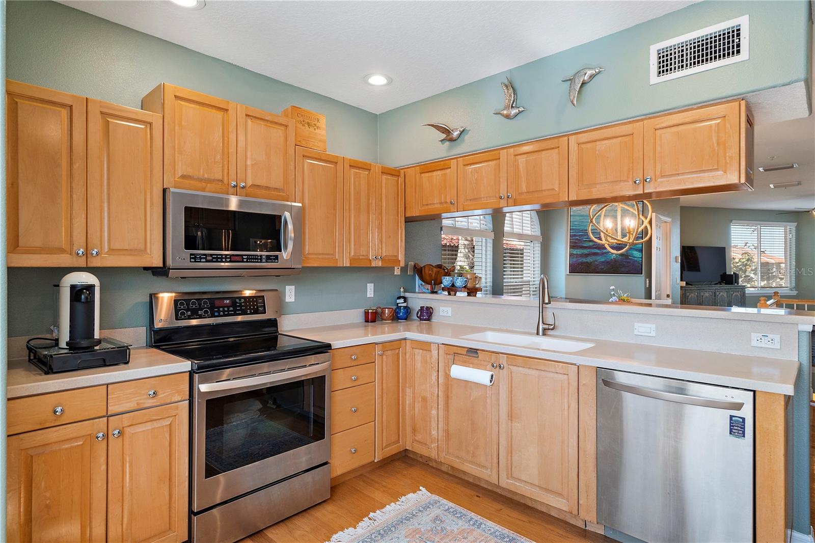 1581 PINELLAS BAYWAY S