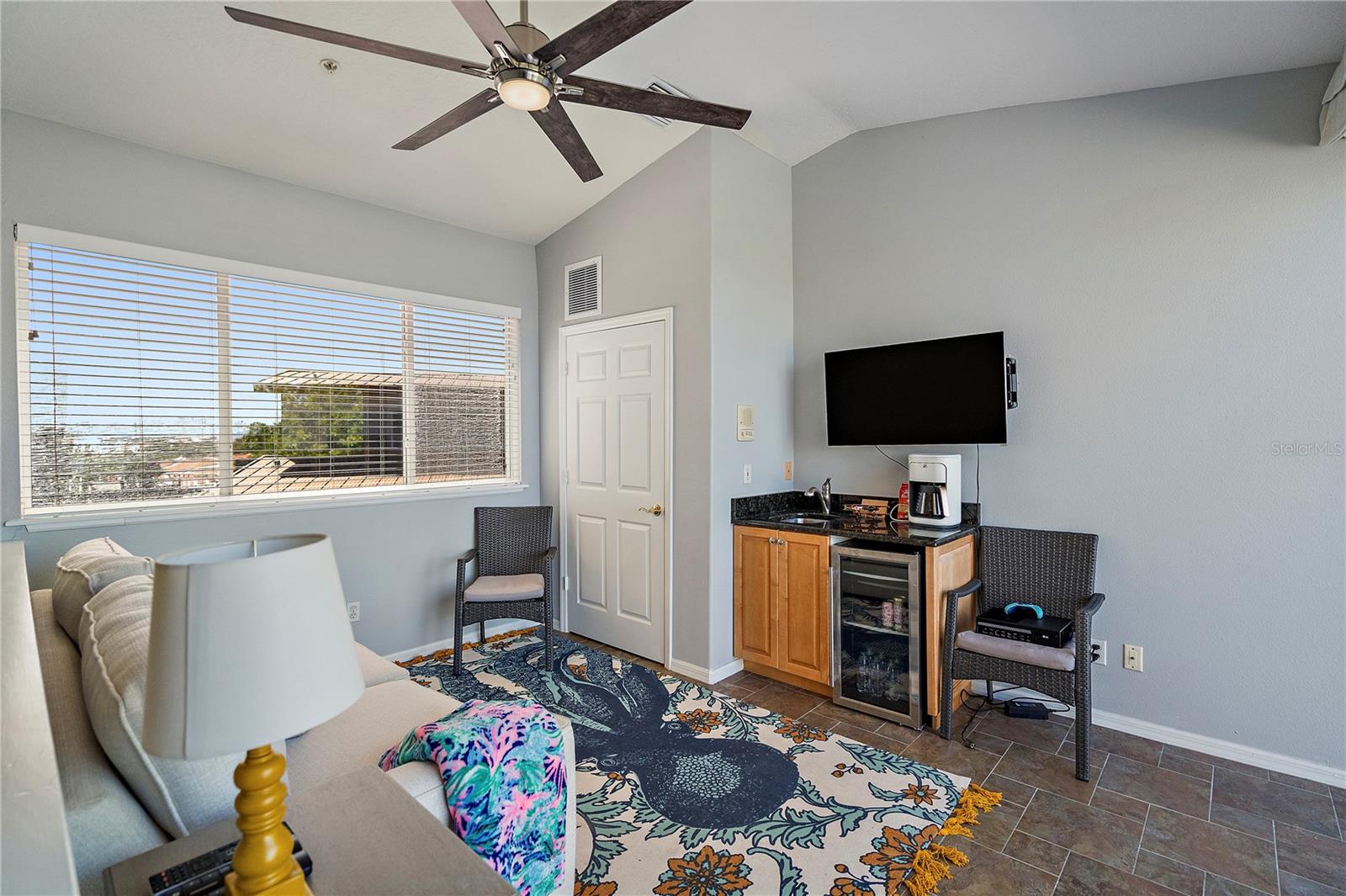 1581 PINELLAS BAYWAY S