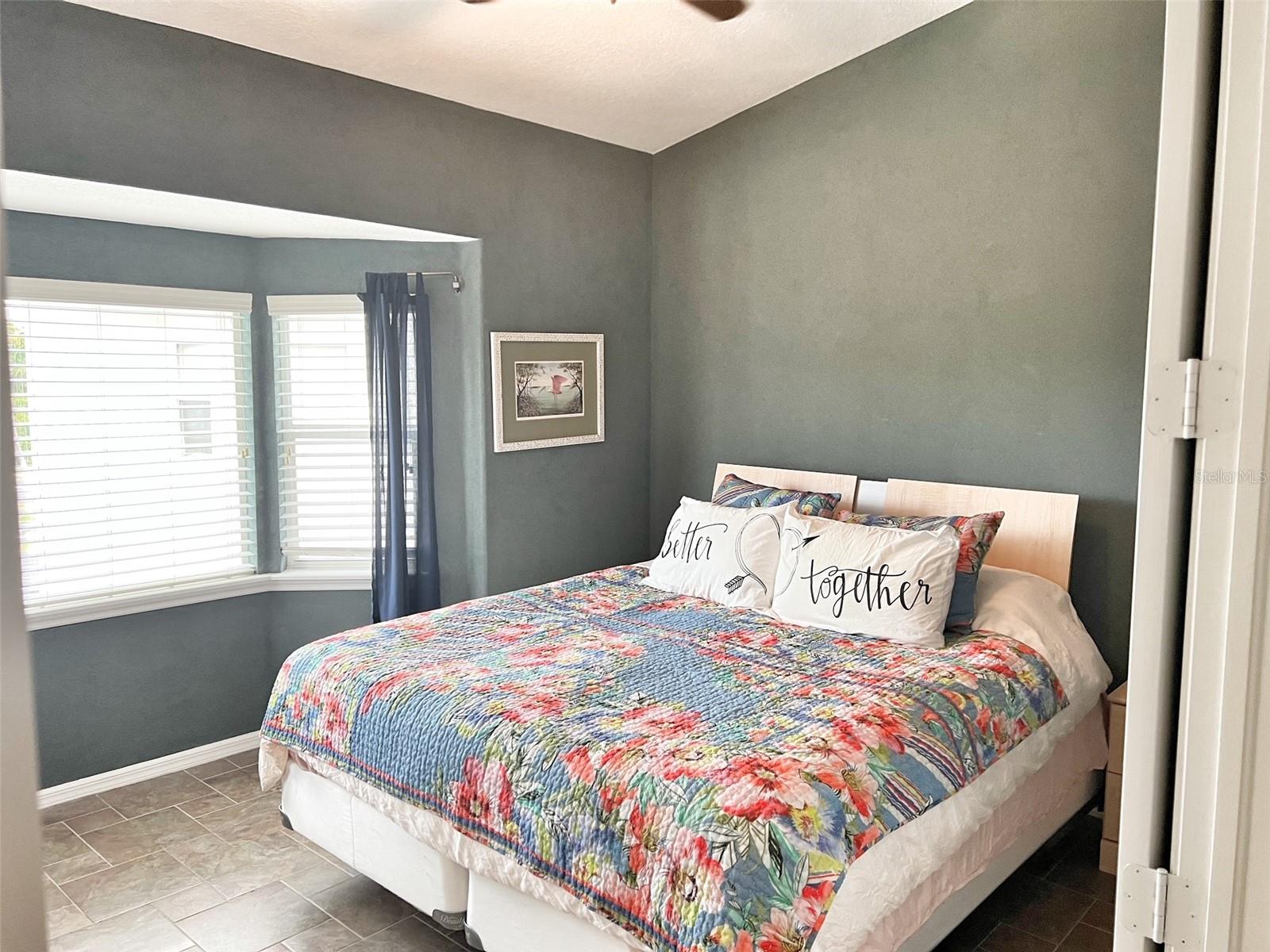 1581 PINELLAS BAYWAY S
