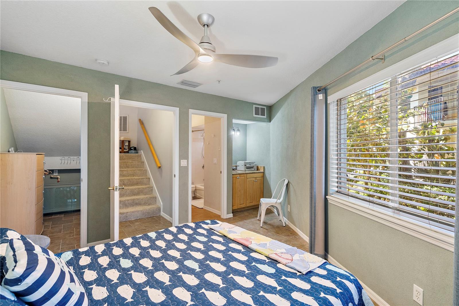 1581 PINELLAS BAYWAY S