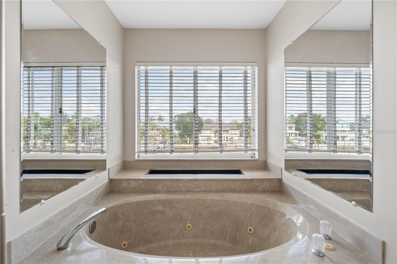 903 PINELLAS BAYWAY S Unit: 108