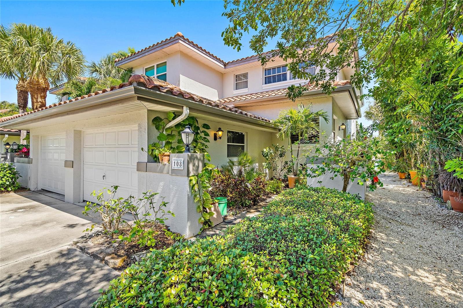 903 PINELLAS BAYWAY S Unit: 108