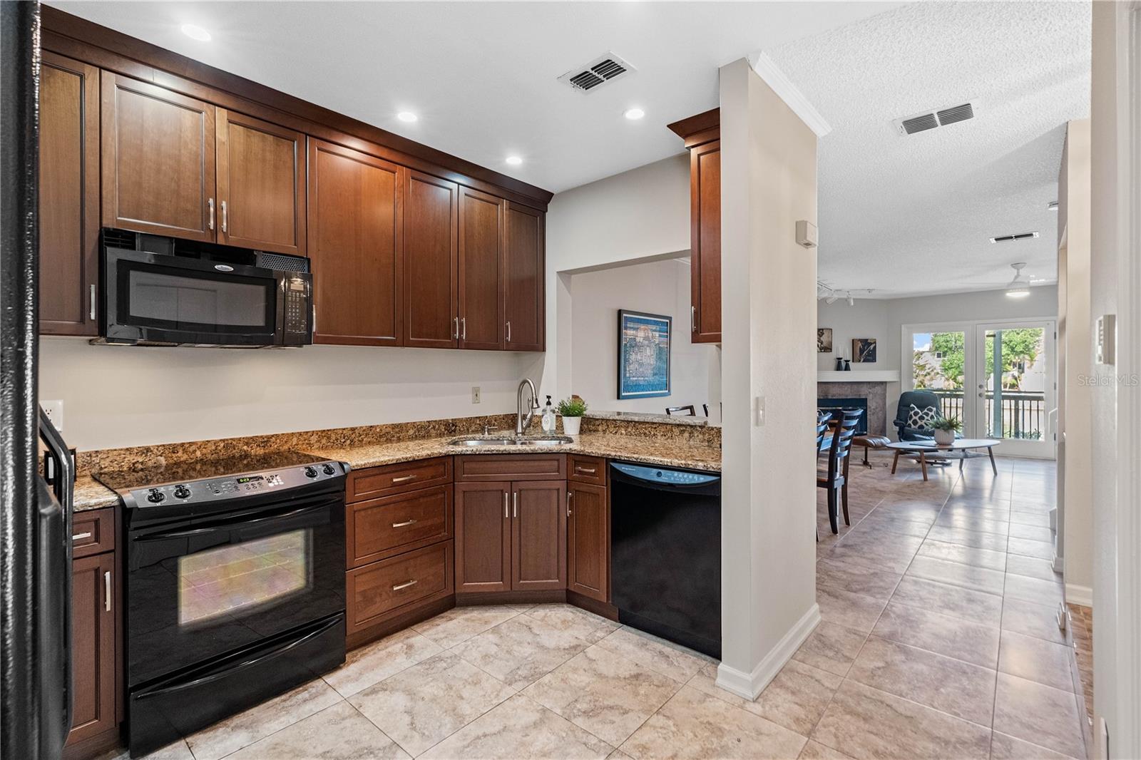 903 PINELLAS BAYWAY S Unit: 108