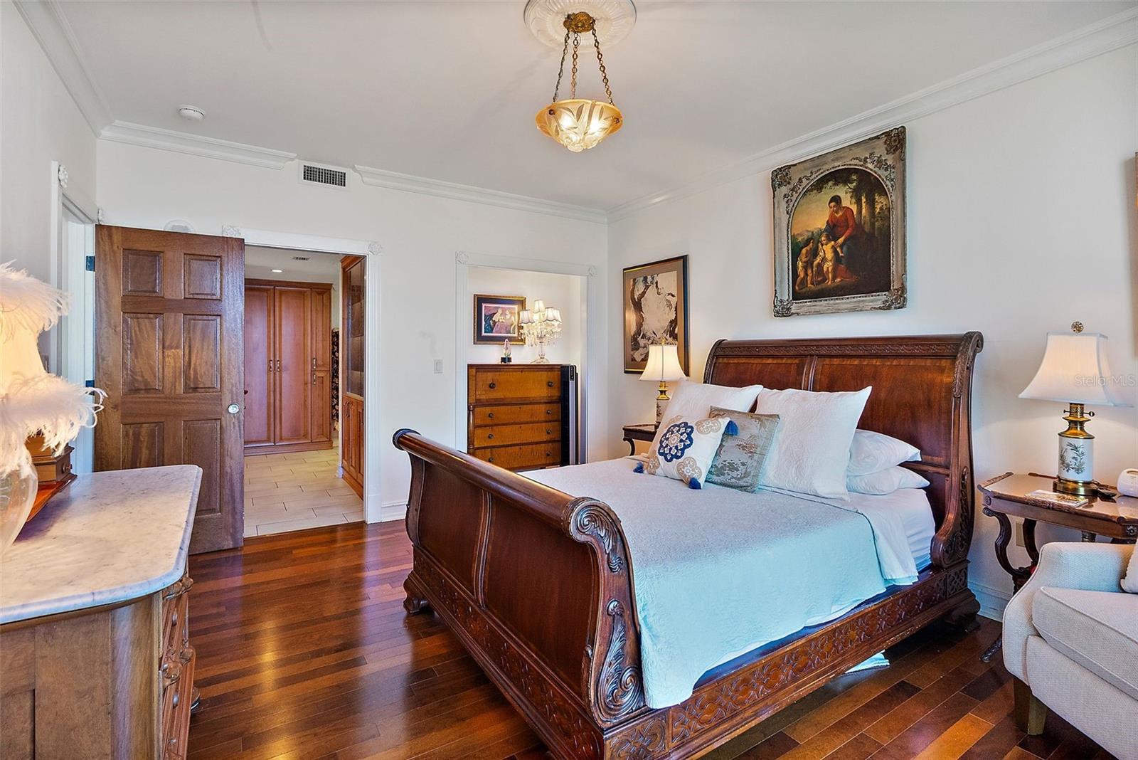 1 BEACH DRIVE SE Unit: 1904
