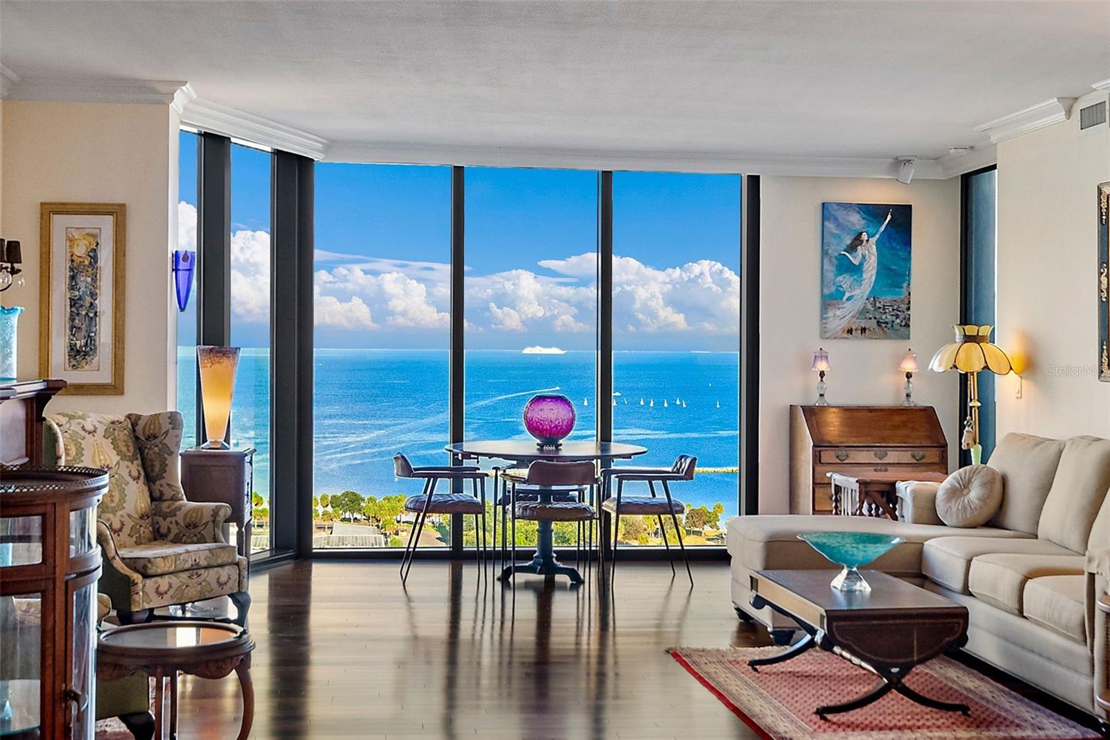 1 BEACH DRIVE SE Unit: 1904