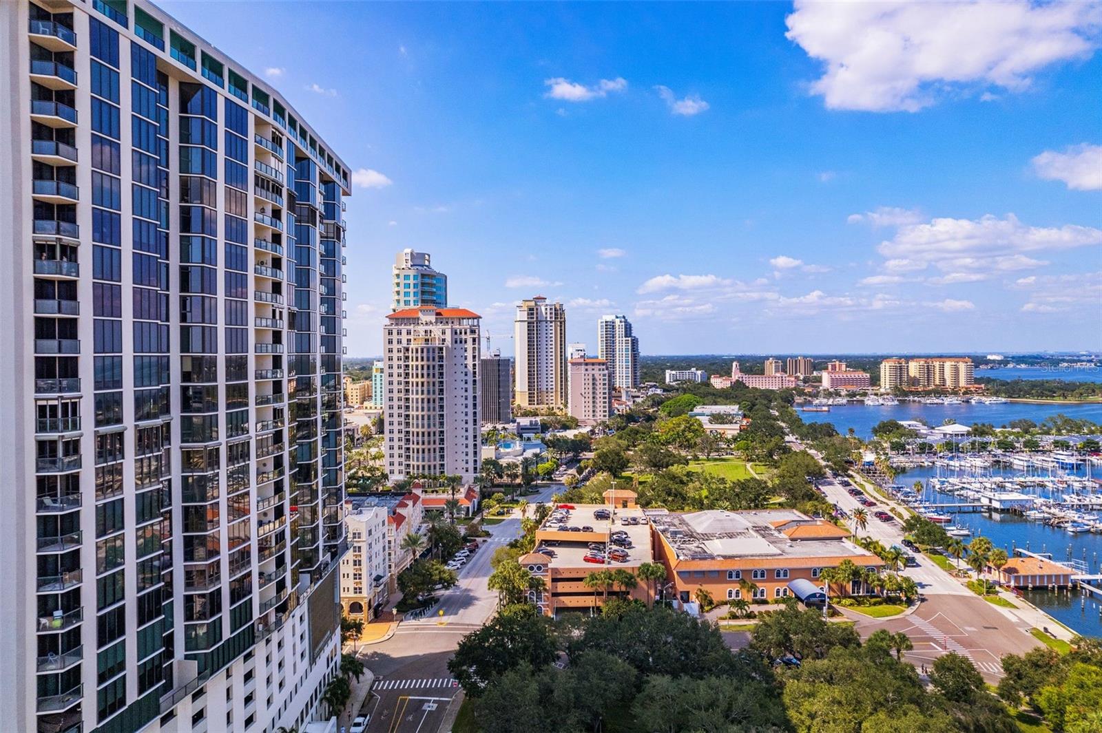 1 BEACH DRIVE SE Unit: 1904