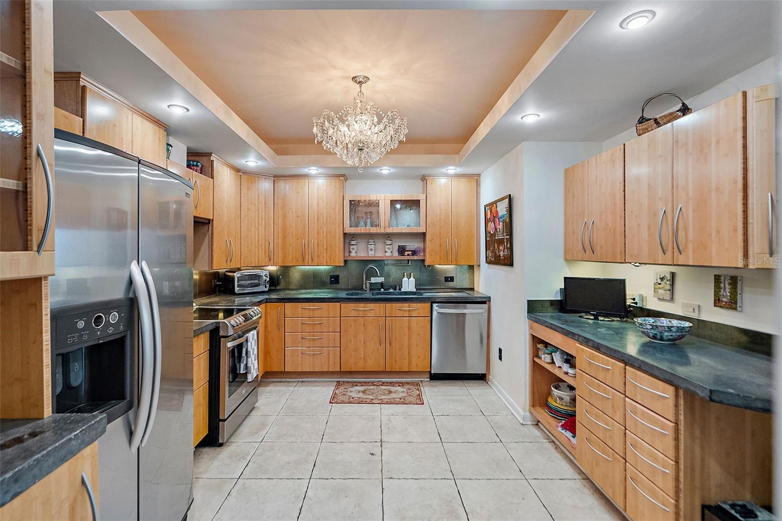 1 BEACH DRIVE SE Unit: 1904