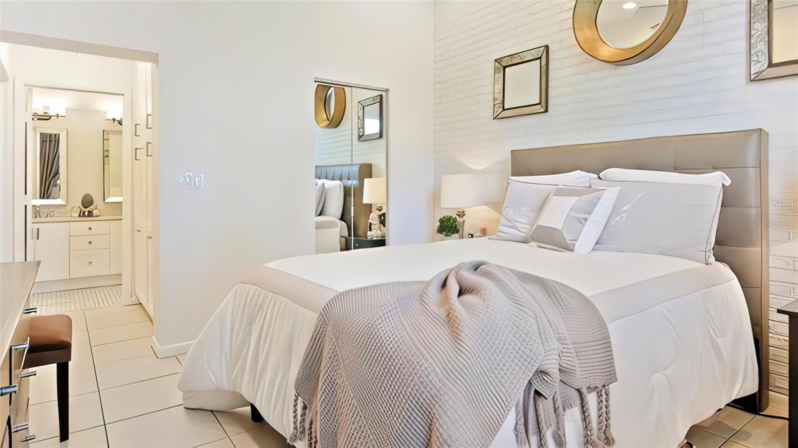 6191 BAHIA DEL MAR BOULEVARD Unit: 205