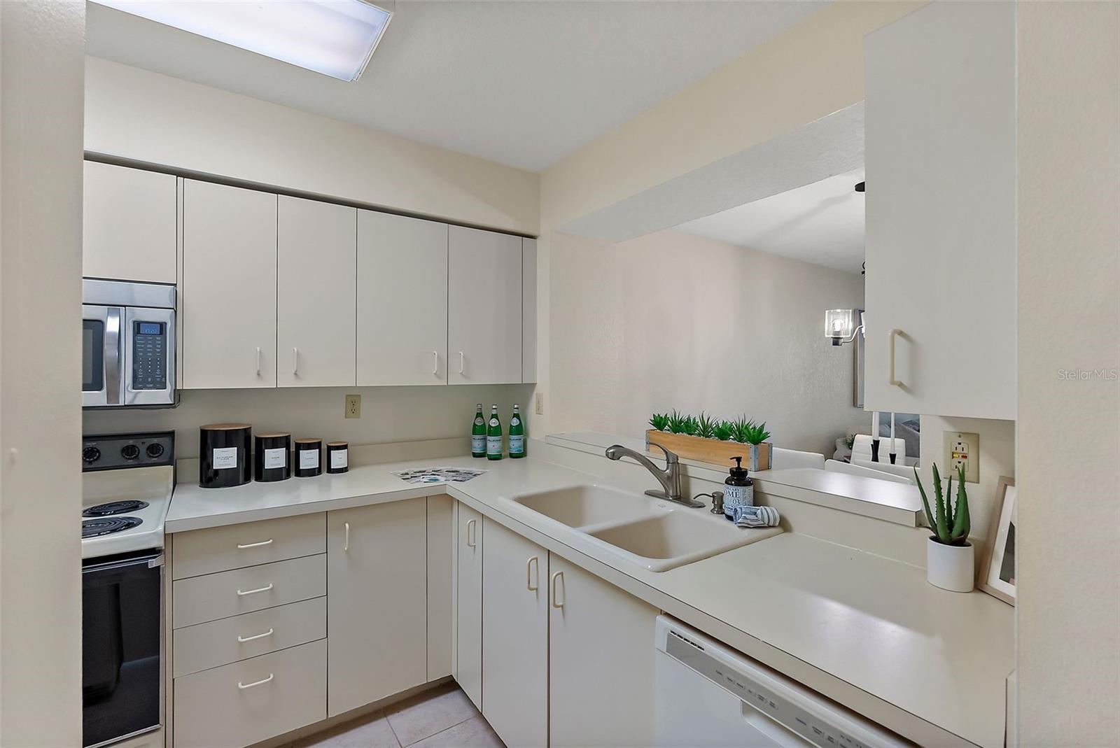 6061 BAHIA DEL MAR CIRCLE Unit: 446
