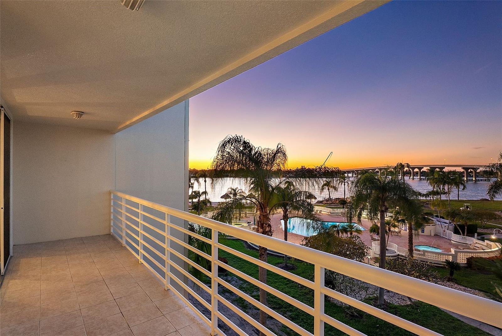 6061 BAHIA DEL MAR CIRCLE Unit: 446