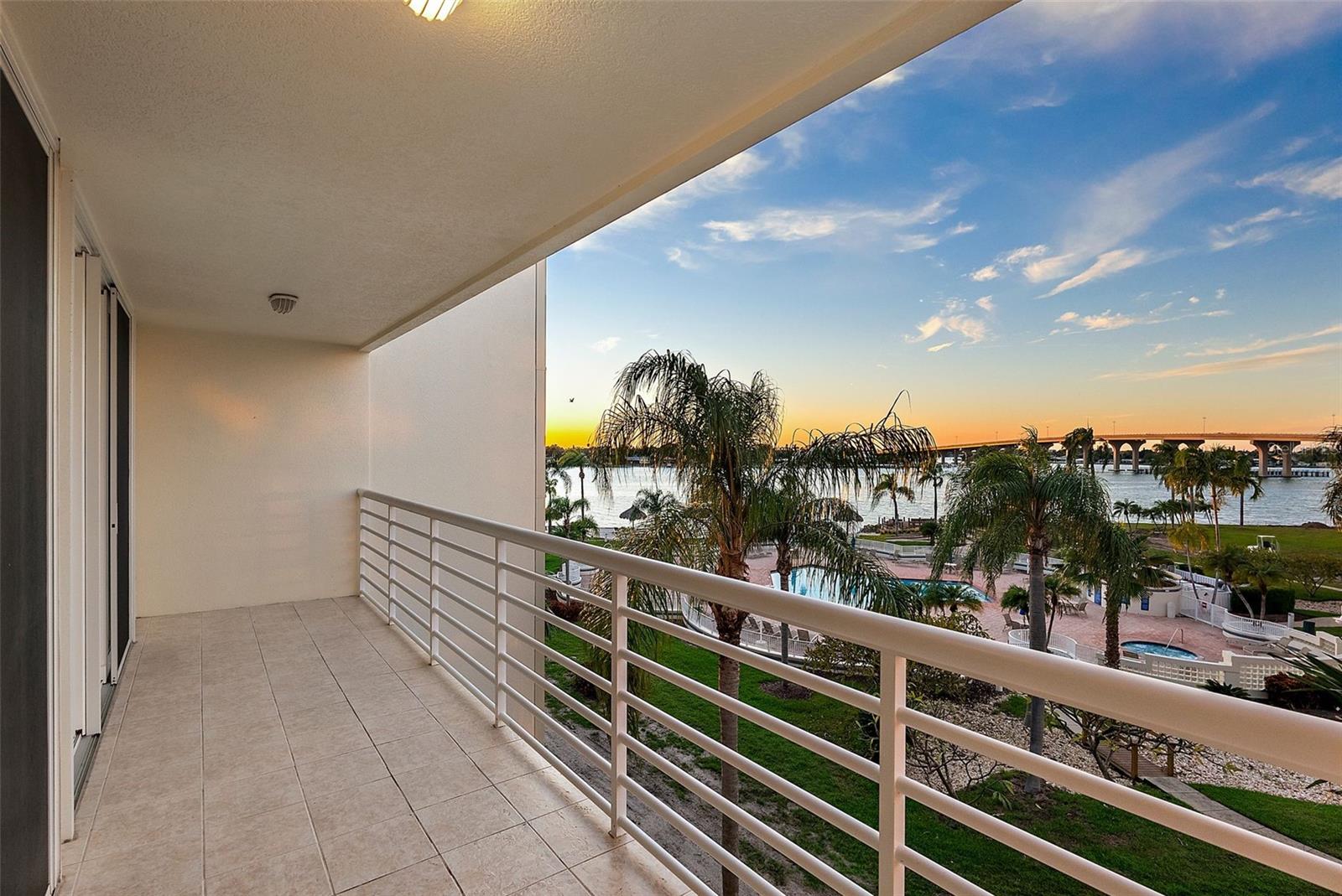 6061 BAHIA DEL MAR CIRCLE Unit: 446