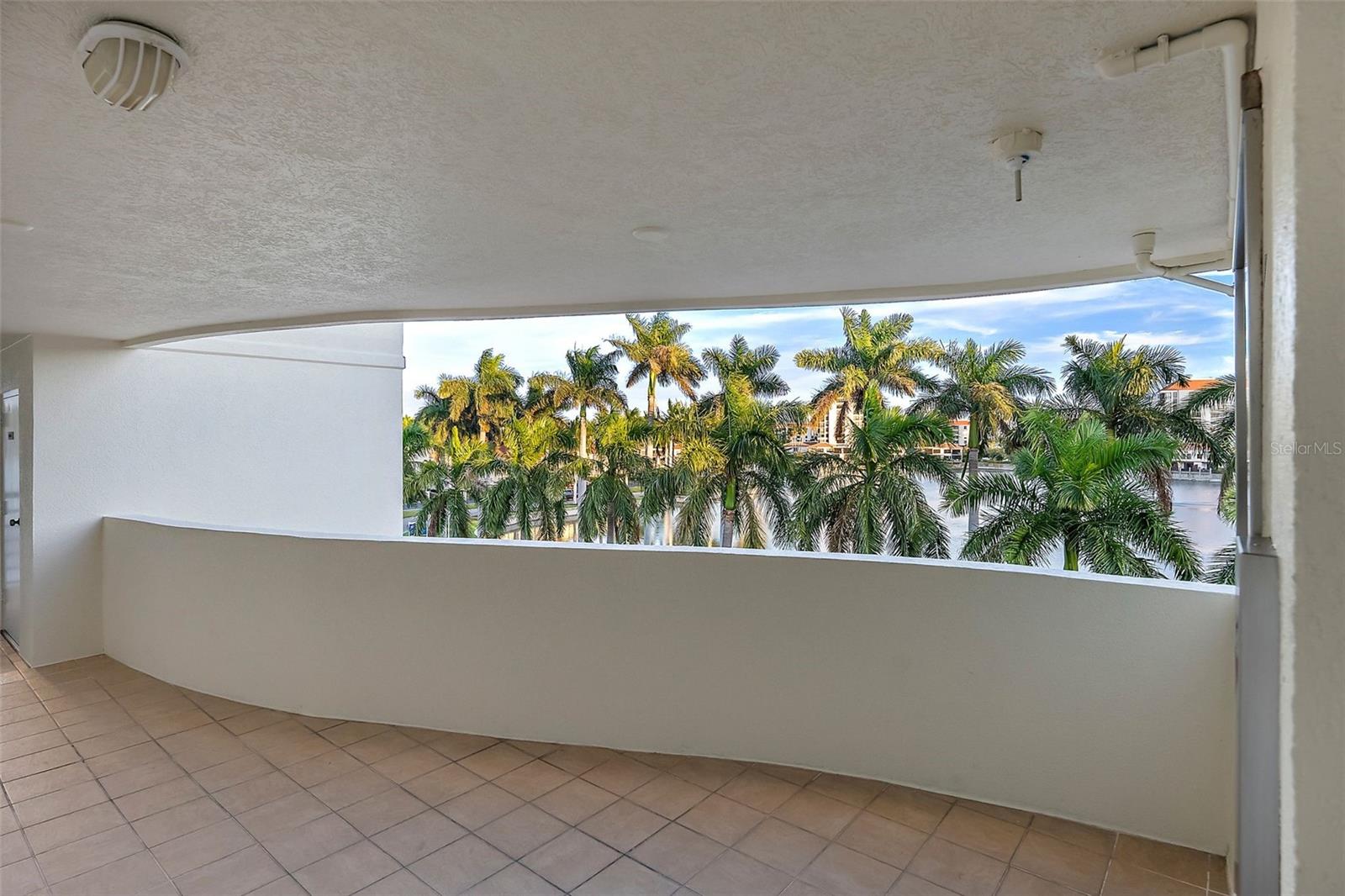 6061 BAHIA DEL MAR CIRCLE Unit: 446