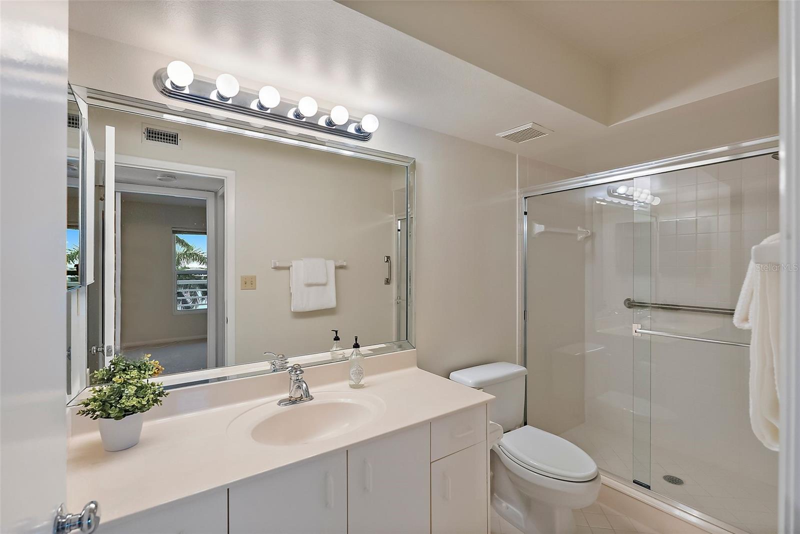 6061 BAHIA DEL MAR CIRCLE Unit: 446