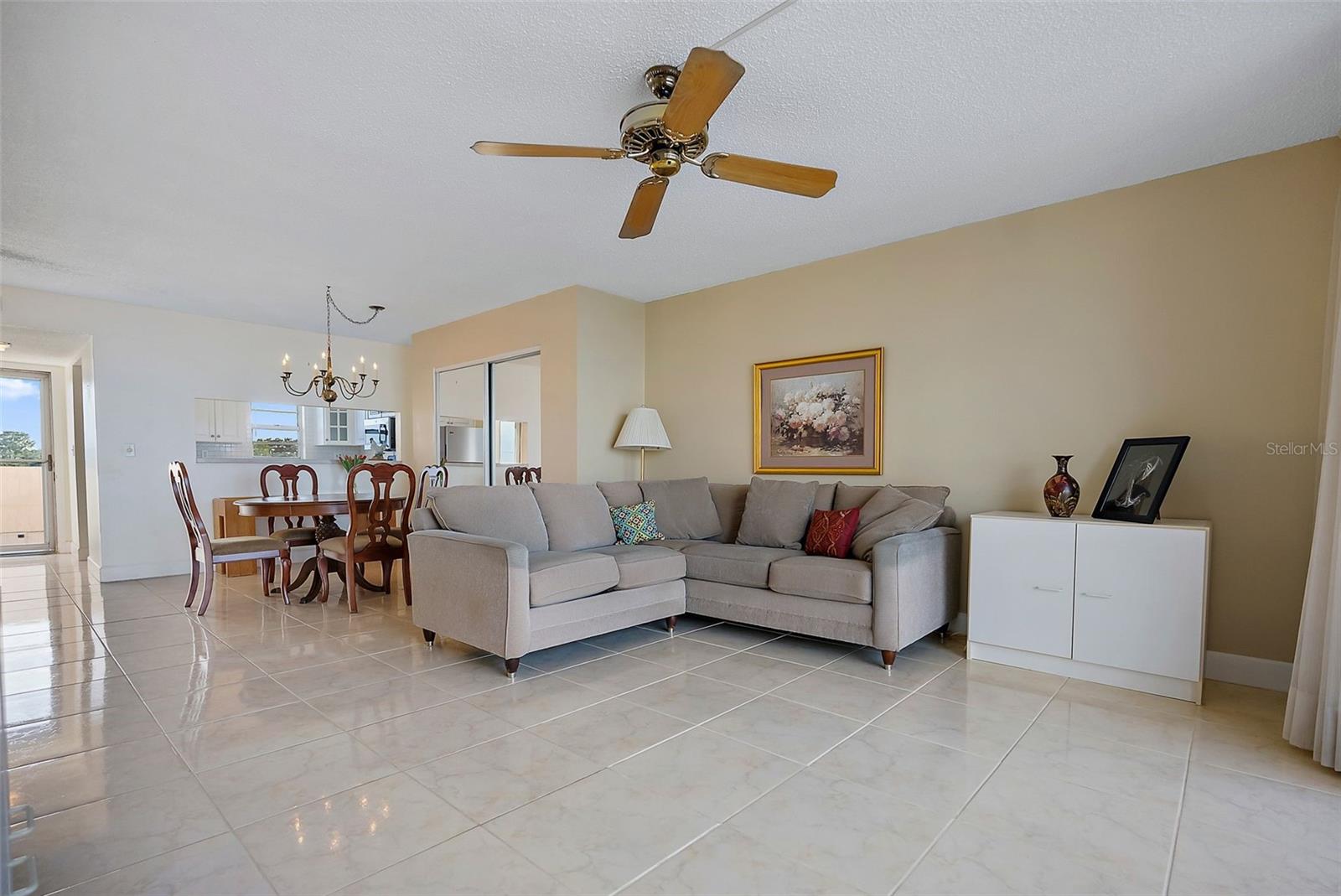 7401 BAY ISLAND DRIVE S Unit: 335