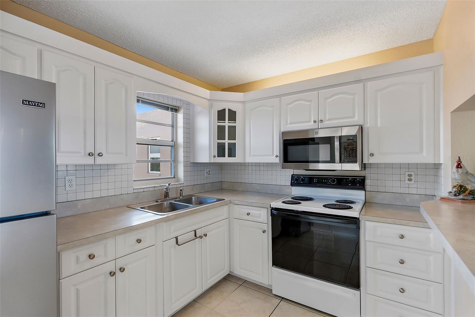 7401 BAY ISLAND DRIVE S Unit: 335