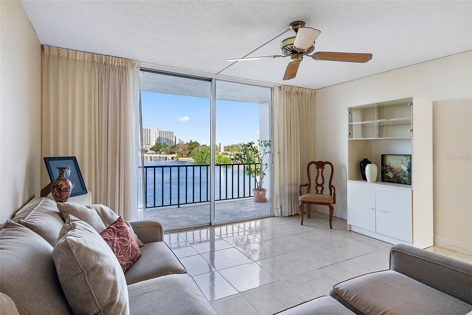 7401 BAY ISLAND DRIVE S Unit: 335