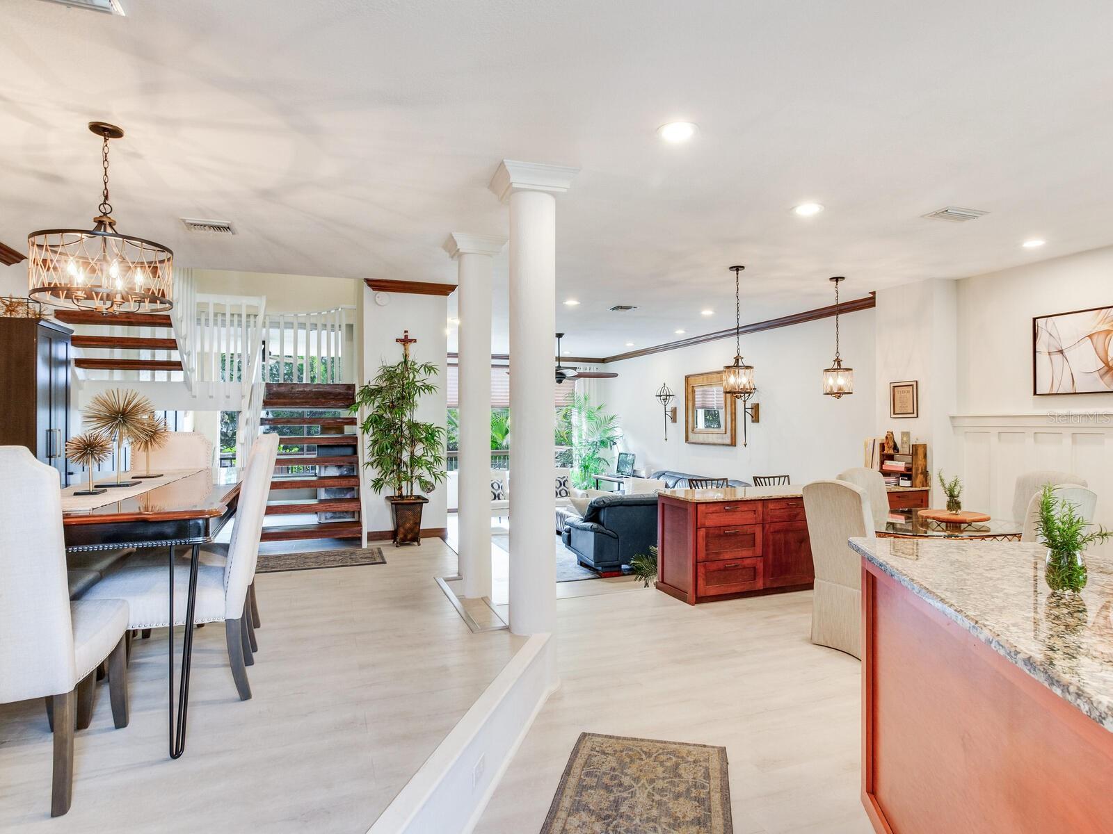 487 PINELLAS BAYWAY S Unit: 202