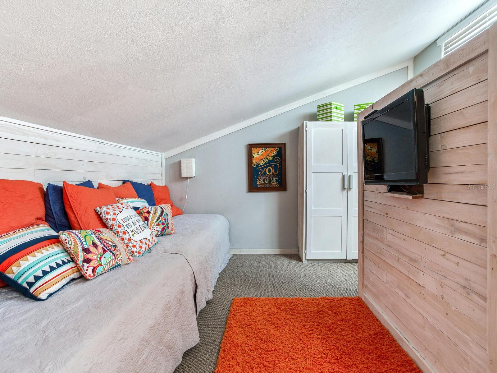 487 PINELLAS BAYWAY S Unit: 202