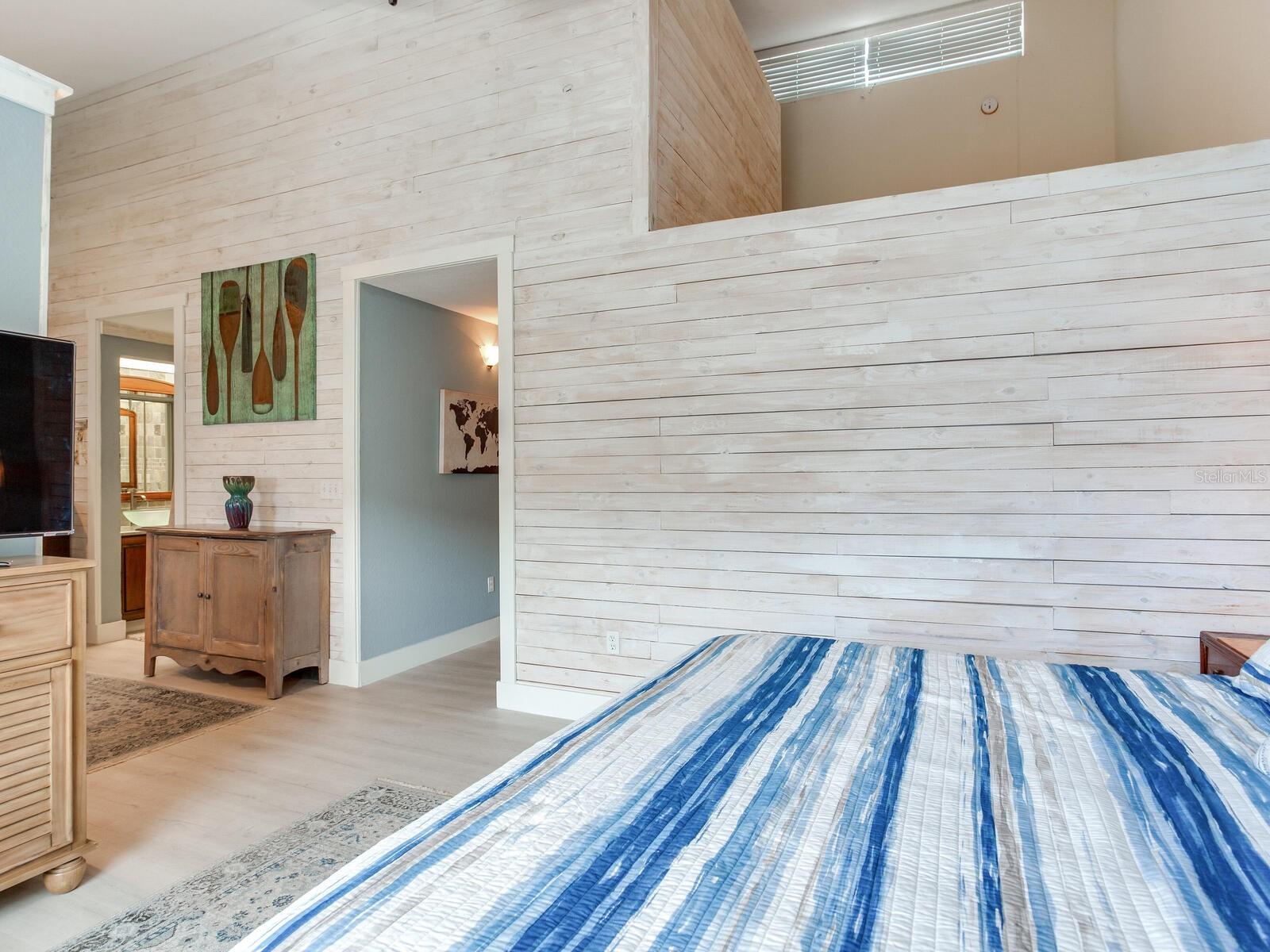 487 PINELLAS BAYWAY S Unit: 202