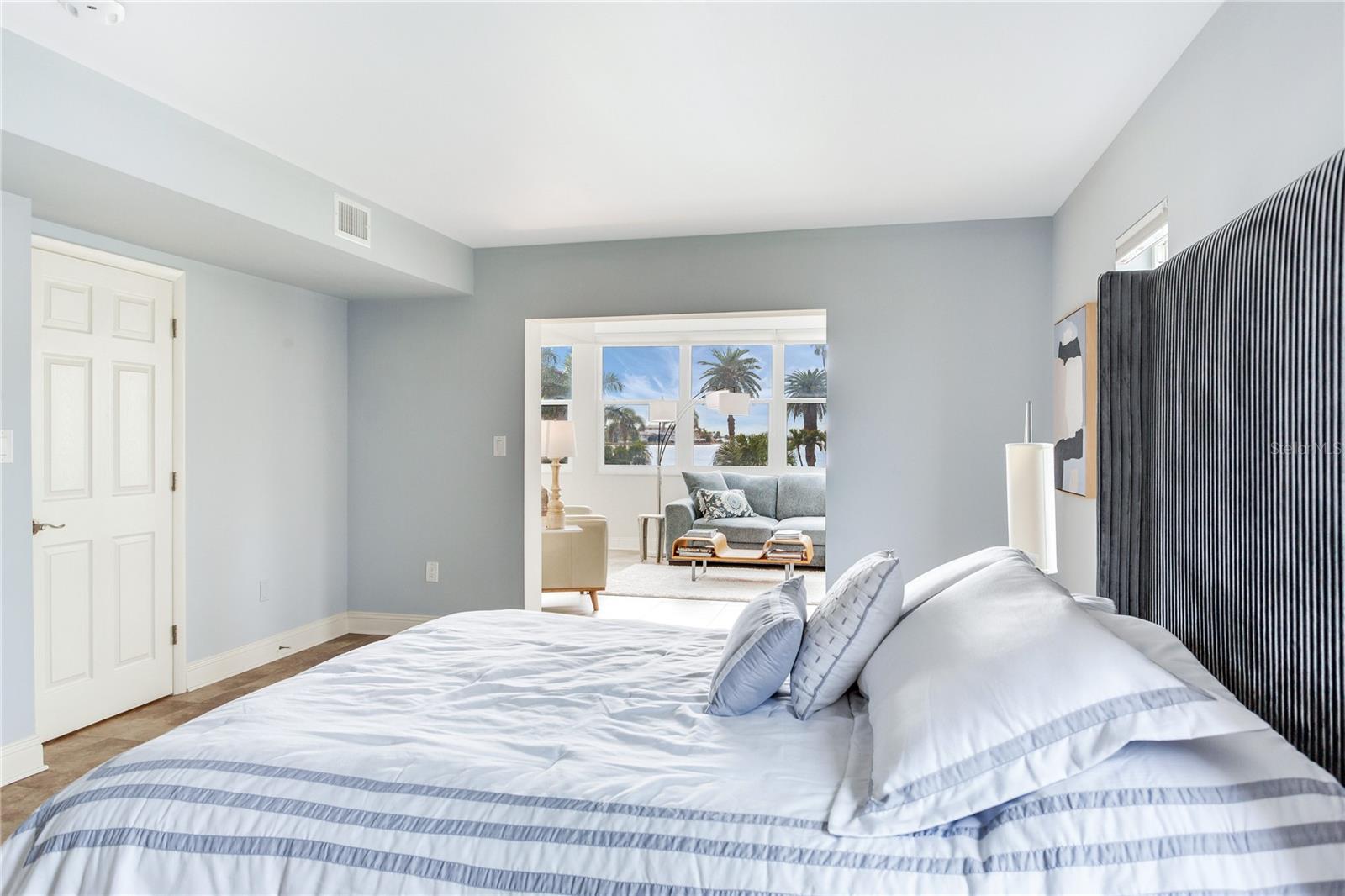 5108 BRITTANY DRIVE S Unit: 208