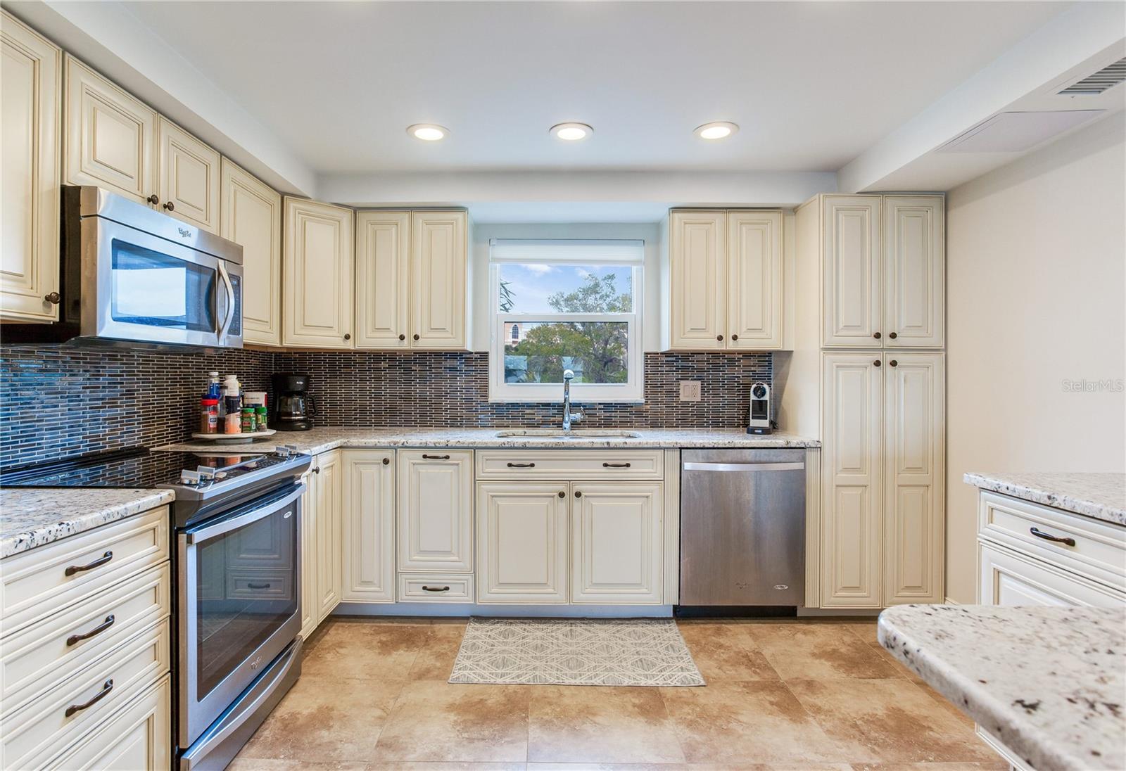 5108 BRITTANY DRIVE S Unit: 208