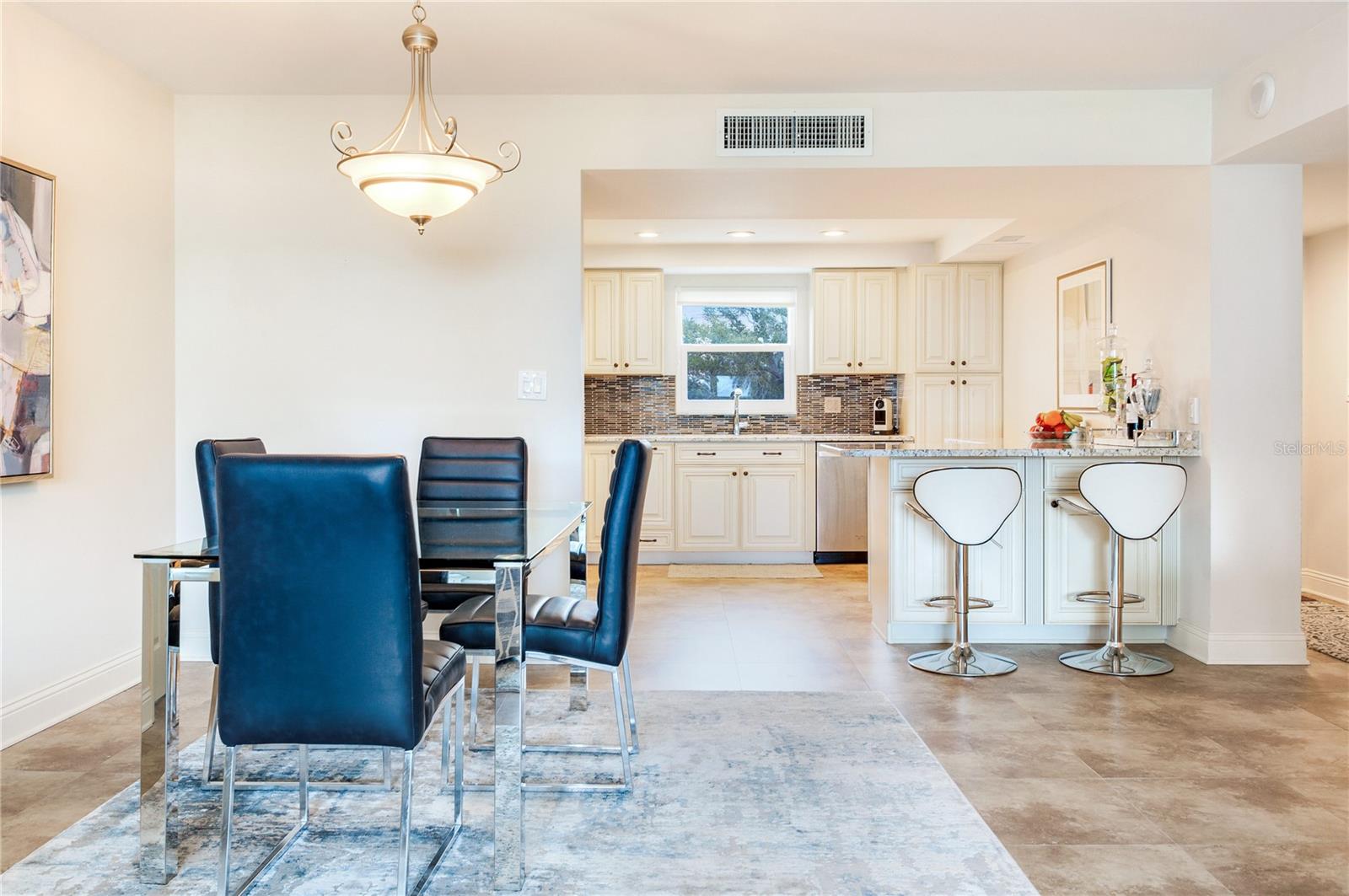 5108 BRITTANY DRIVE S Unit: 208