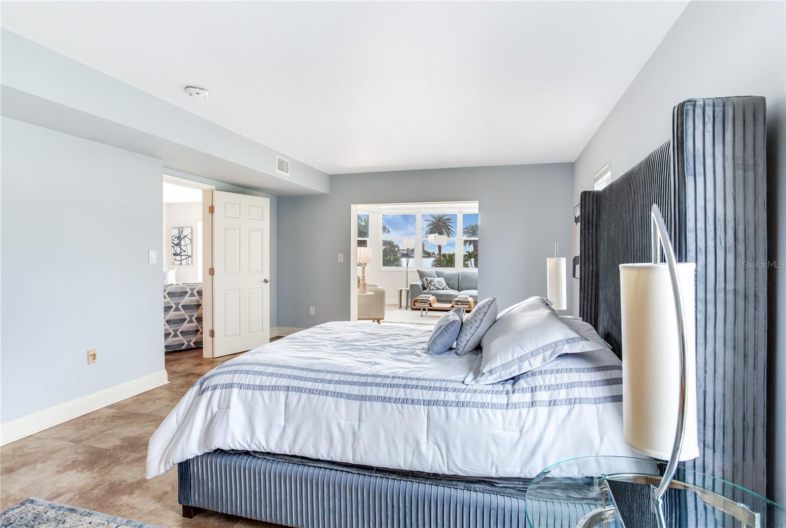 5108 BRITTANY DRIVE S Unit: 208