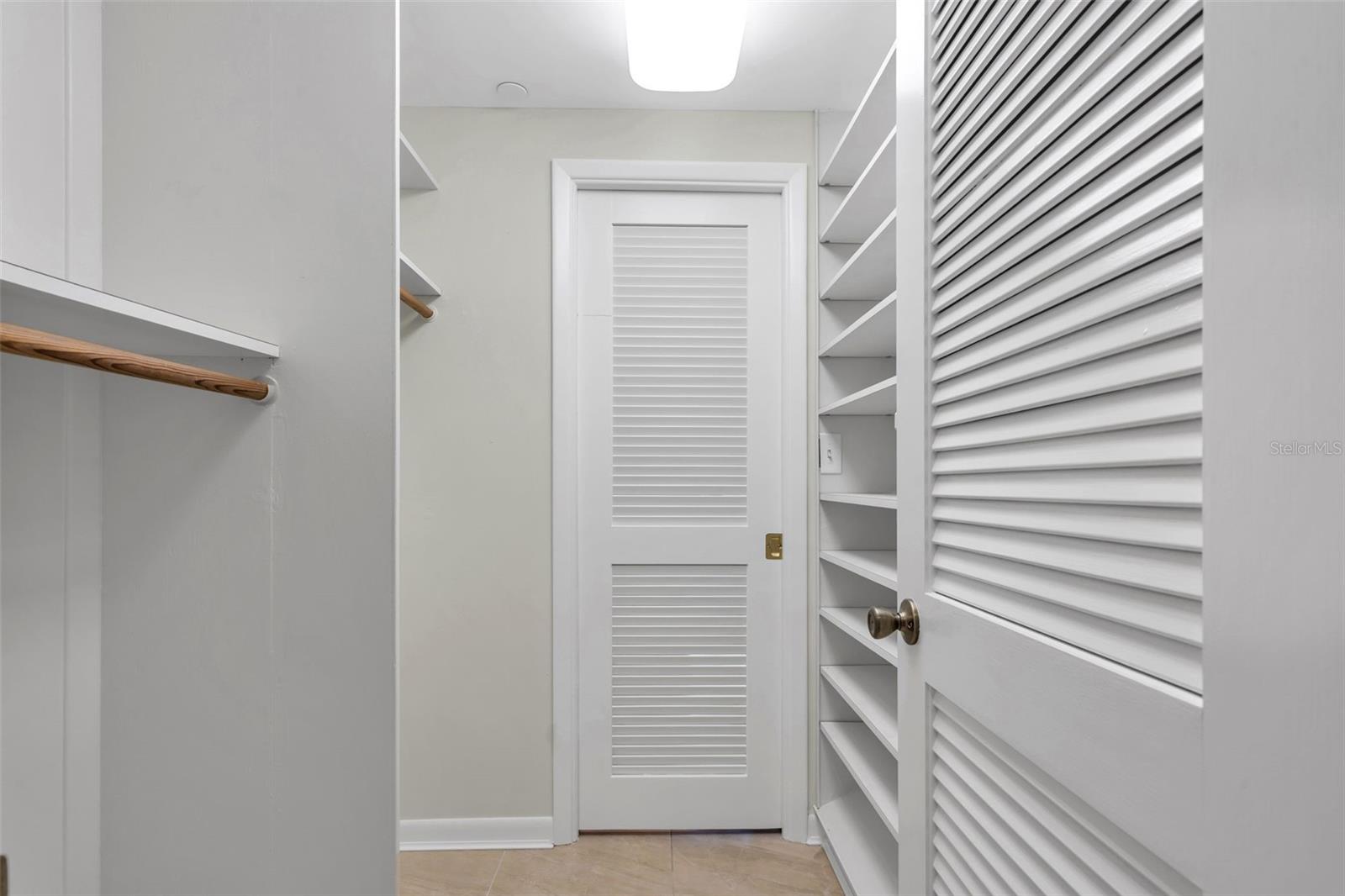 1 BEACH DR SE #1604