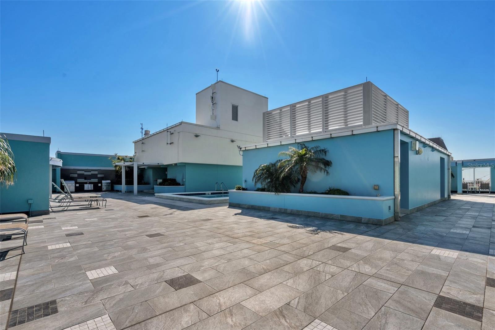 1 BEACH DR SE #1604