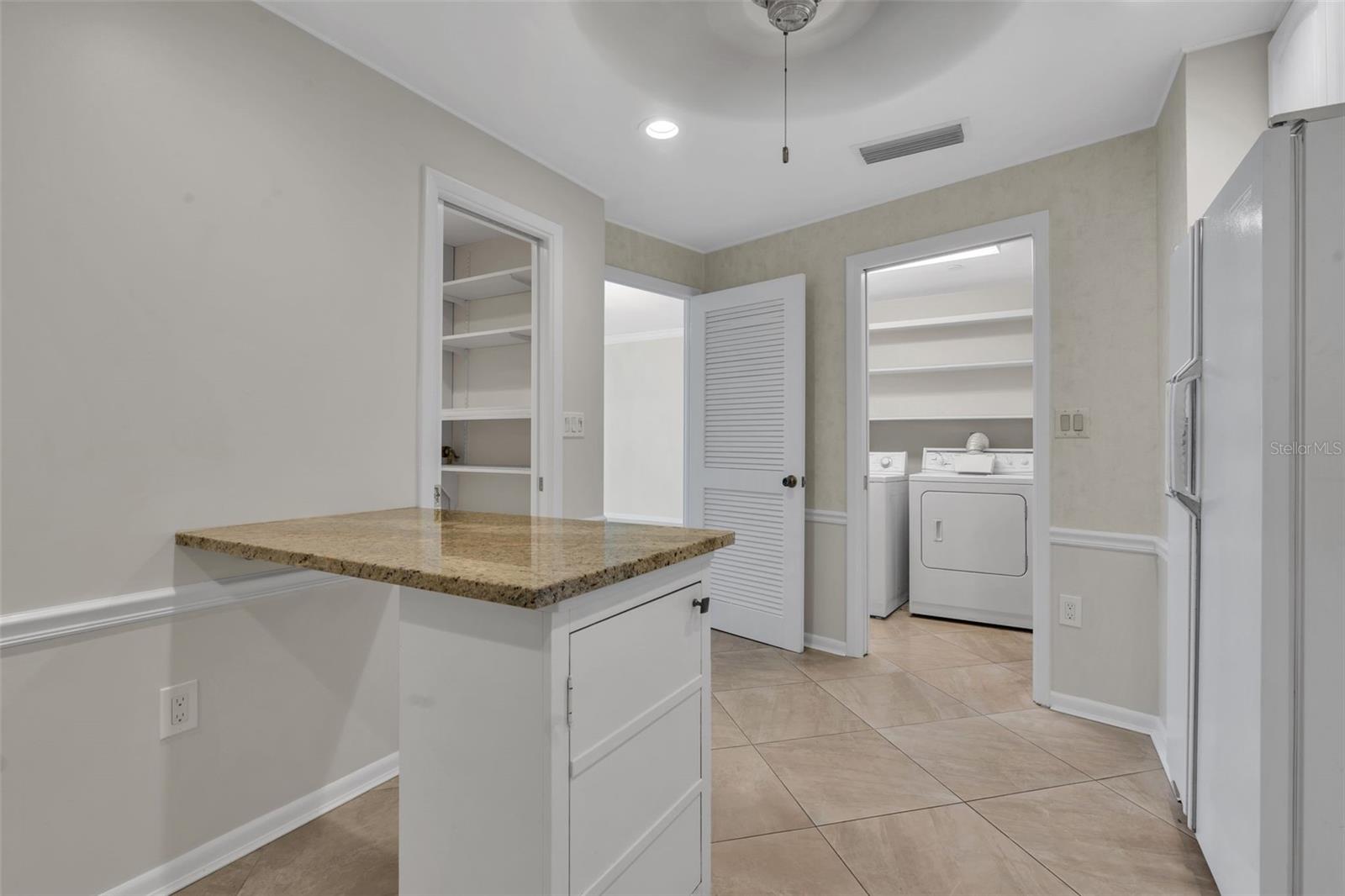 1 BEACH DR SE #1604