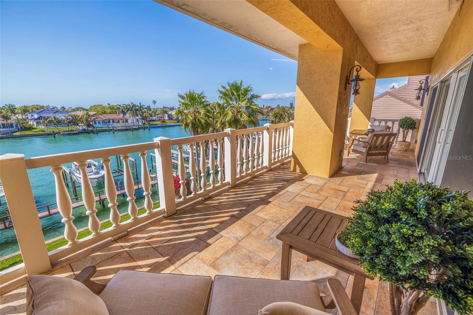 544 PINELLAS BAYWAY S #P4