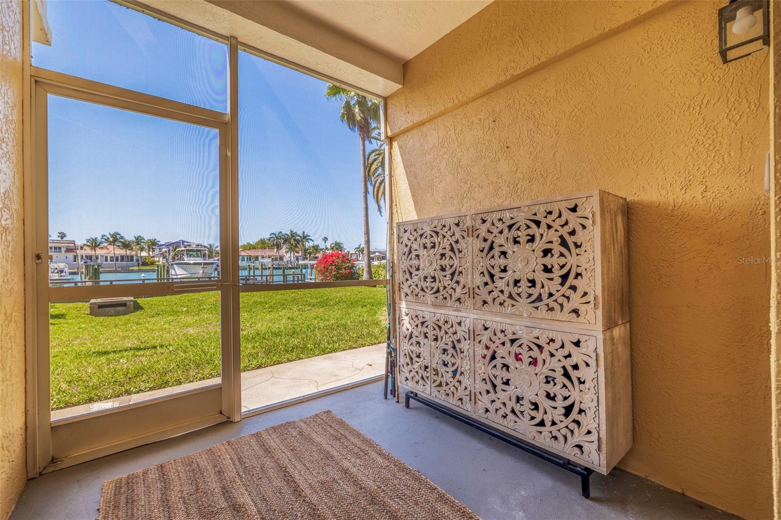 544 PINELLAS BAYWAY S #P4