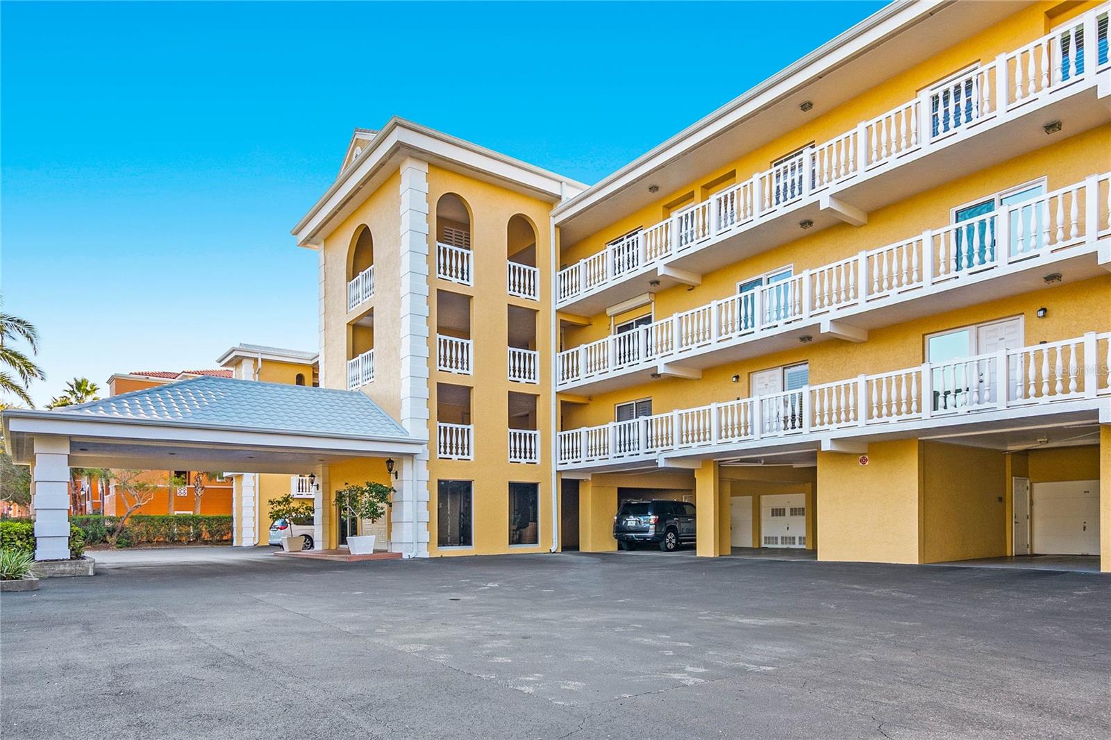 544 PINELLAS BAYWAY S #P4