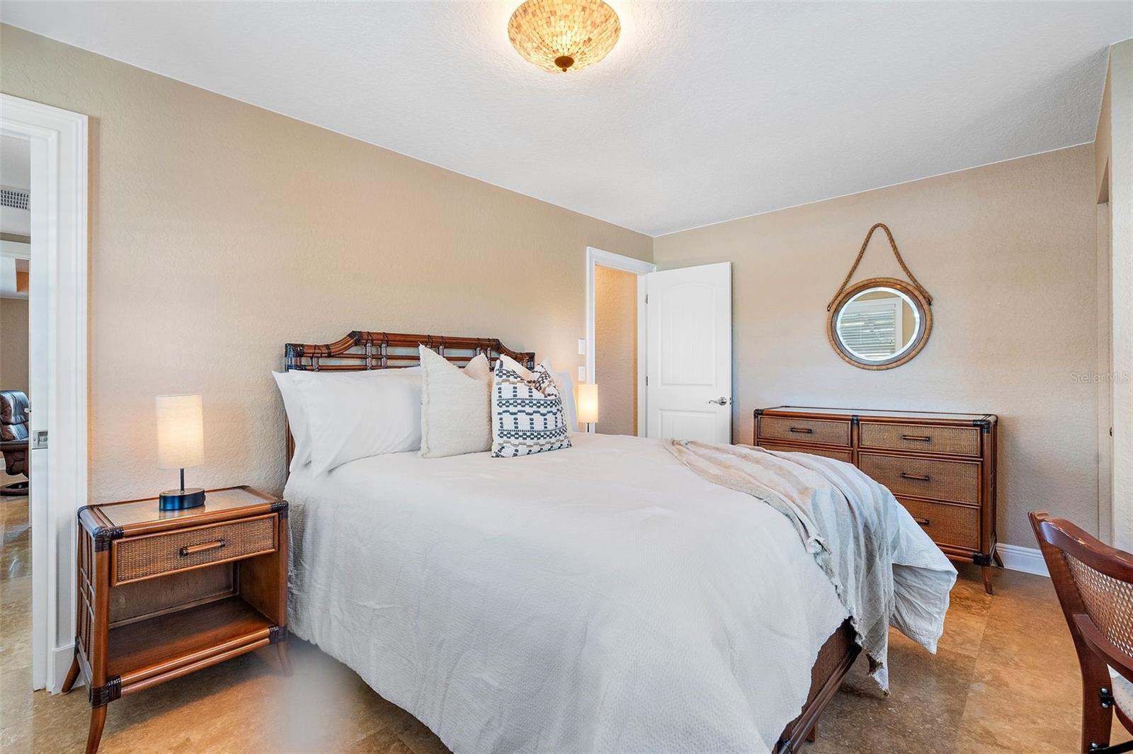 714 6TH STREET W