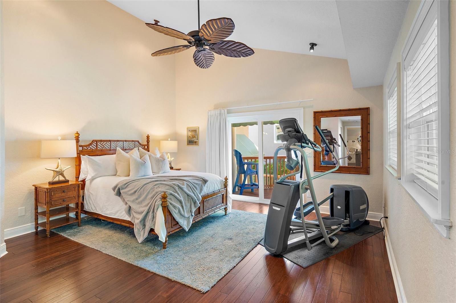 714 6TH STREET W