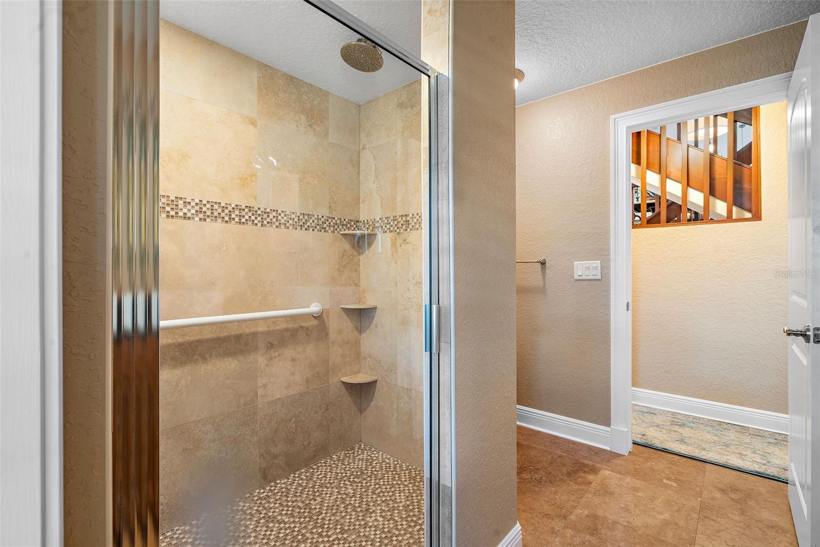 714 6TH STREET W