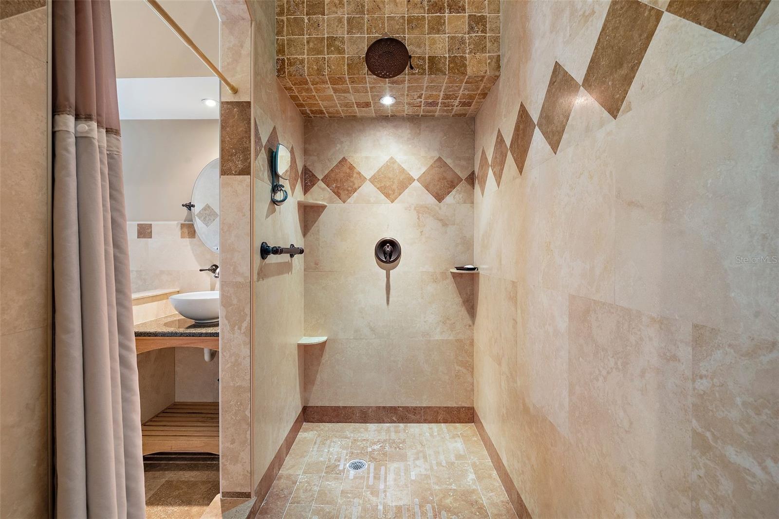 714 6TH STREET W