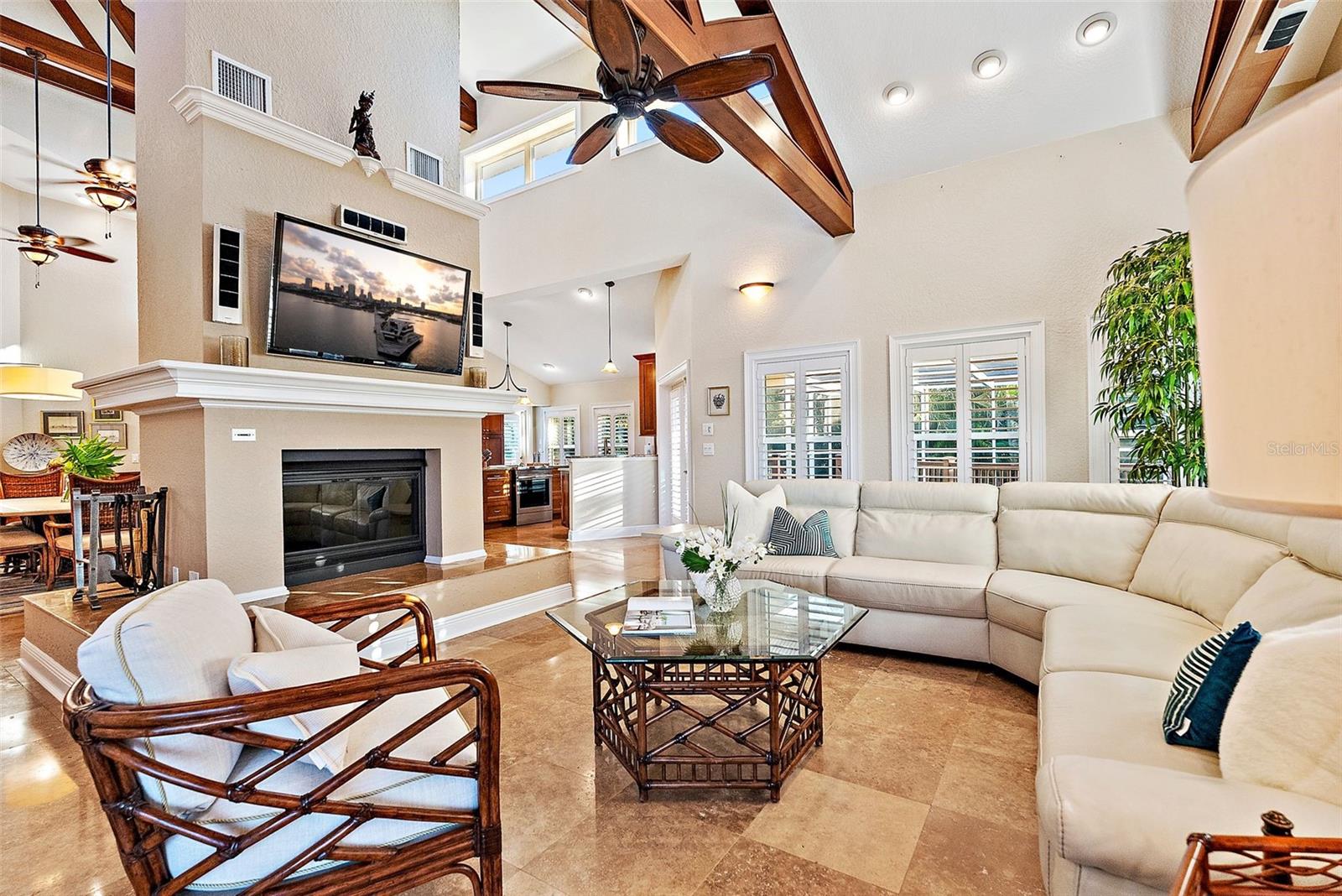 714 6TH STREET W